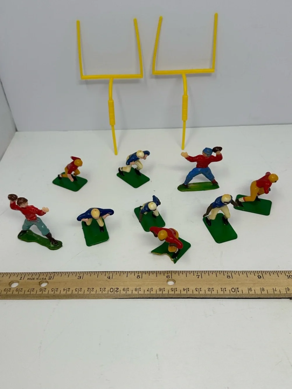 Vintage Cake Topper Football 9 Players 2 Goals A0